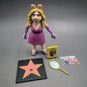 Muppets Miss Piggy Action Figure Playset w Kermit Photo Walk of Fame Star Loose
